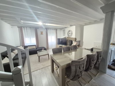 MAISON - LA RICAMARIE - 230 m2 - 210000€