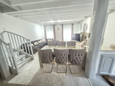 MAISON - LA RICAMARIE - 230 m2 - 210000€