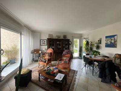 Maison de ville sur 3 niveaux 78m avec jardin - LA TALAUDIERE - 78.94 m2 - VENDU