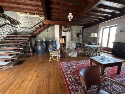 Maison de village en pierres A VENDRE - LA VERSANNE - 223 m2 - 230�000�&euro;