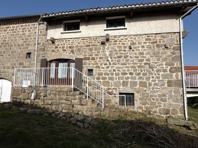 Maison de village en pierres A VENDRE - LA VERSANNE - 223 m2 - 230�000�&euro;