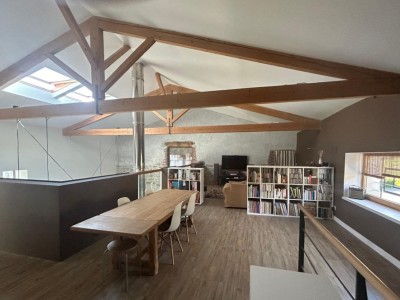 ANCIENNE FERME RENOVEE A VENDRE - LARAJASSE - 375 m2 - 799 000 €