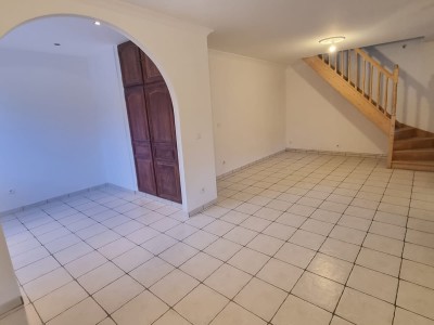 Maison individuelle F3 de 70m,terrain 120m