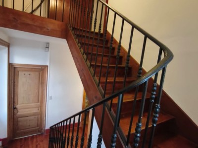 MAISON A VENDRE - LE CHAMBON FEUGEROLLES - 146 m2 - 175�000�&euro;