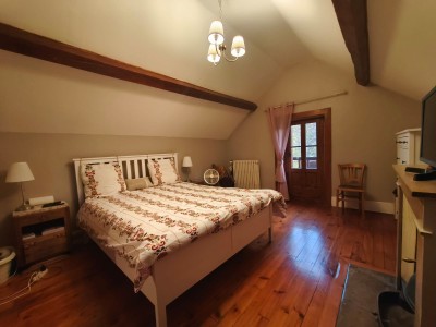 MAISON A VENDRE - LE CHAMBON FEUGEROLLES - 146 m2 - 175�000�&euro;