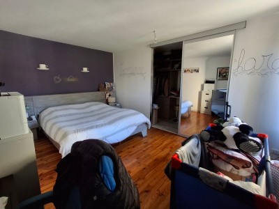 Maison familiale A VENDRE - LE CHAMBON FEUGEROLLES - 172 m2 - 250 000 €