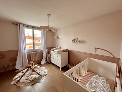 MAISON A VENDRE - LE CHAMBON FEUGEROLLES - 111 m2 - 238 000 €