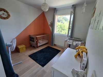 MAISON A VENDRE - LE CHAMBON FEUGEROLLES - 112 m2 - 240 000 &euro;