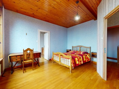 MAISON A VENDRE - LES VILLETTES - 145 m2 - 159 000 €