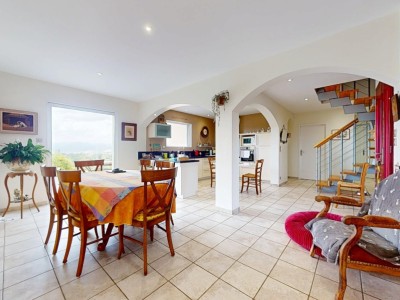 MAISON A VENDRE - MONISTROL SUR LOIRE - 160 m2 - 468 000 &euro;