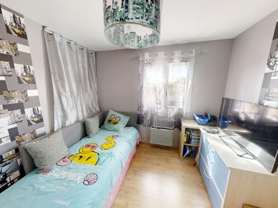 MAISON - MONTROND LES BAINS - 82 m2 - VENDU