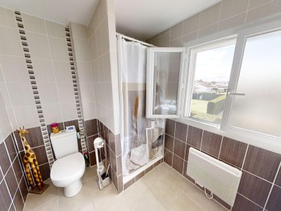 MAISON - MONTROND LES BAINS - 82 m2 - VENDU