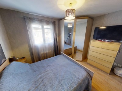 MAISON - MONTROND LES BAINS - 82 m2 - VENDU