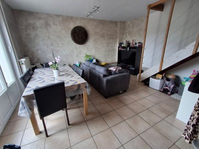 Maison ancienne A VENDRE - PRECIEUX - 92.62 m2 - 220000€