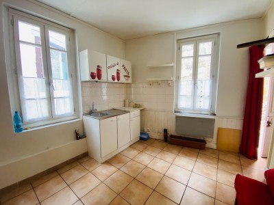 Maison de village A VENDRE - RETOURNAC - 49.67 m2 - 35000€