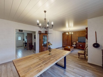 MAISON A VENDRE - RETOURNAC - 237 m2 - 230 000 €