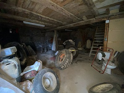 MAISON A VENDRE - ROCHE EN REGNIER - 136 m2 - 70 000 &euro;