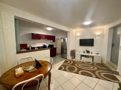 maison de ville A VENDRE - ST BONNET LE CHATEAU - 155 m2 - 140 000 €