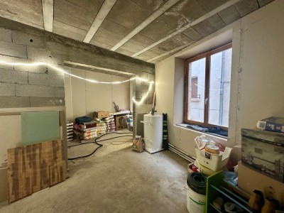 maison de ville A VENDRE - ST BONNET LE CHATEAU - 155 m2 - 140 000 €