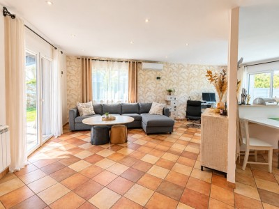 MAISON AVEC PISCINE A VENDRE - ST CHAMOND Izieux - 116 m2 - 420 000 €