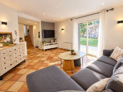 MAISON AVEC PISCINE A VENDRE - ST CHAMOND Izieux - 116 m2 - 420 000 €
