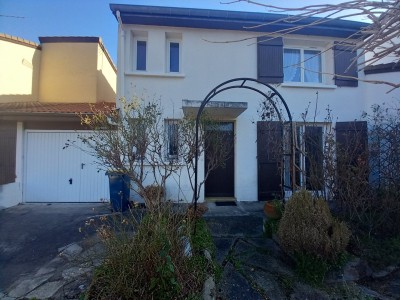 Maison avec jardin - ST CHAMOND - 97.37 m2 - 199500€
