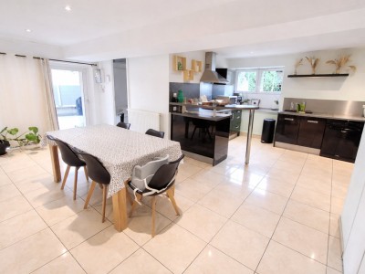 MAISON A VENDRE - ST CHAMOND - 118 m2 - 220�000�&euro;