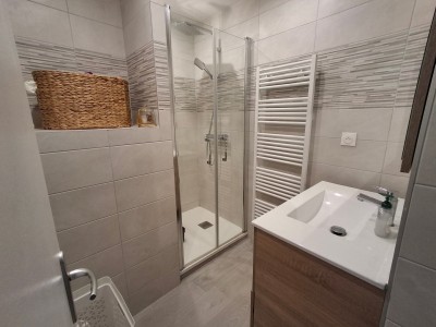 MAISON A VENDRE - ST CHAMOND - 118 m2 - 220�000�&euro;