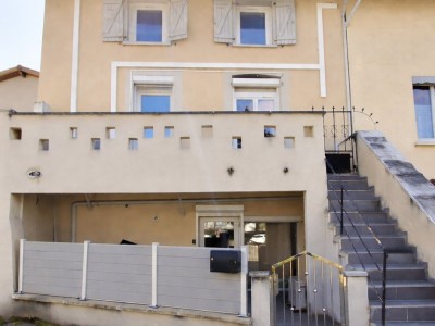 MAISON A VENDRE - ST CHAMOND - 118 m2 - 220 000 &euro;