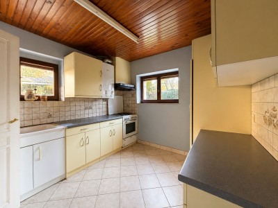 Maison de ville sur 2 niveaux avec terrain 276m² A VENDRE - ST CHAMOND - 65.34 m2 - 139 000 &euro;
