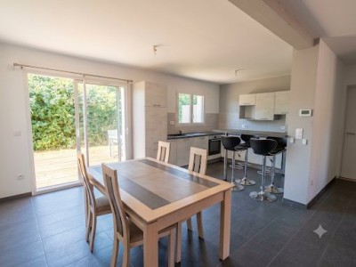 MAISON A VENDRE - ST CHAMOND - 85 m2 - 275 000 €