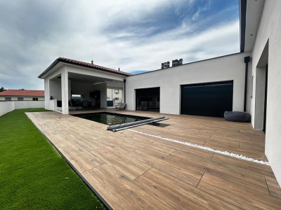 Maison individuelle A VENDRE - ST DIDIER EN VELAY - 140 m2 - 420000€