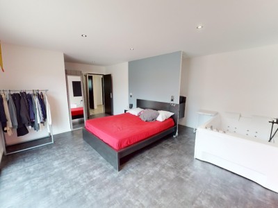 Maison individuelle A VENDRE - ST DIDIER EN VELAY - 140 m2 - 420000€