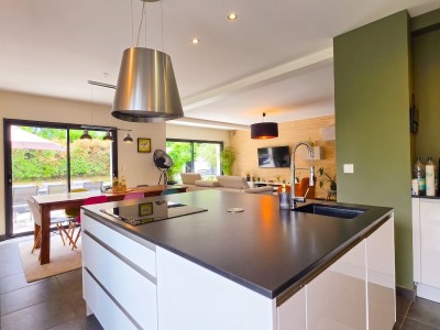 MAISON A VENDRE - ST ETIENNE BEL AIR - 123.3 m2 - 472 500 &euro;