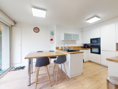 MAISON A VENDRE - ST ETIENNE CHATEAUCREUX - 127.9 m2 - 289 000 €