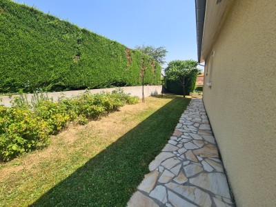 MAISON A VENDRE - ST ETIENNE JOMAYERE - 121 m2 - 288000€