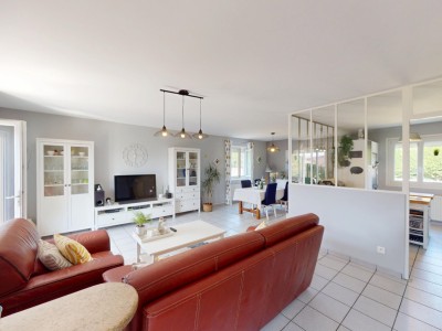 MAISON A VENDRE - ST ETIENNE JOMAYERE - 121 m2 - 288000€