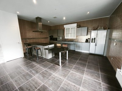 MAISON A VENDRE - ST ETIENNE LA TERRASSE - 173 m2 - 269 000 €