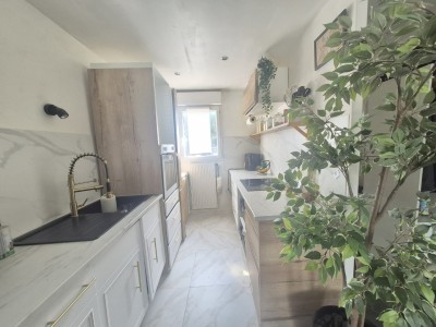 MAISON A VENDRE - ST ETIENNE MONTAUD - 100 m2 - 252000€