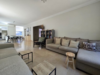 MAISON - ST ETIENNE MONTPLAISIR - 211 m2 - VENDU