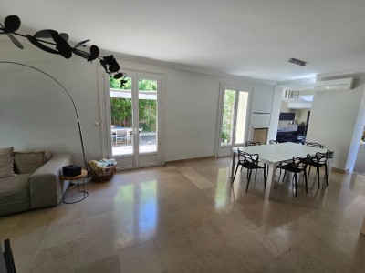 MAISON - ST ETIENNE MONTPLAISIR - 211 m2 - VENDU