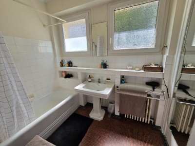 MAISON - ST ETIENNE MONTPLAISIR - 211 m2 - VENDU