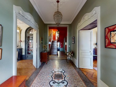 Maison de matre A VENDRE - ST ETIENNE MONTPLAISIR - 355 m2 - 835000€