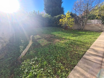 MAISON A VENDRE - ST ETIENNE MONTPLAISIR - 141.52 m2 - 299 000 €