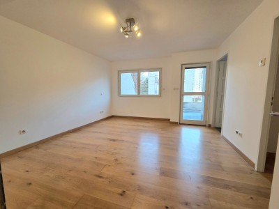 MAISON A VENDRE - ST ETIENNE MONTPLAISIR - 141.52 m2 - 299 000 €