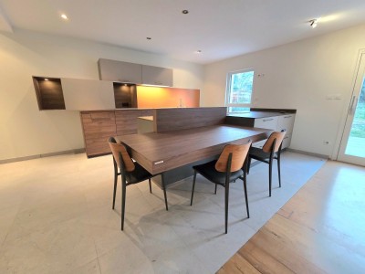 MAISON A VENDRE - ST ETIENNE MONTPLAISIR - 141.52 m2 - 299 000 €