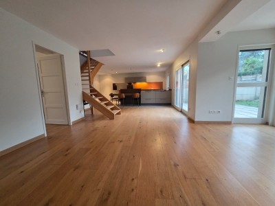 MAISON A VENDRE - ST ETIENNE MONTPLAISIR - 141.52 m2 - 299 000 €