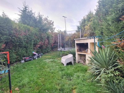 Secteur rsidentiel, Maison mitoyenne F5 de 110m2,Garage de 50m, terrain 379m