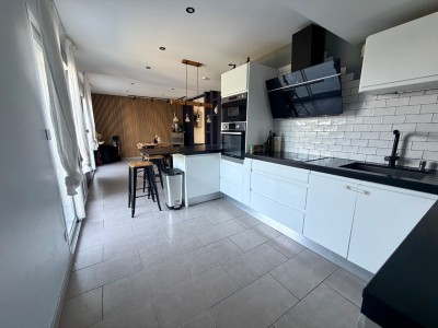 Maison St Etienne, secteur Montplaisir / CHPL A VENDRE - ST ETIENNE Secteur Montplaisir / CHPL - 230 m2 - 320 000 €