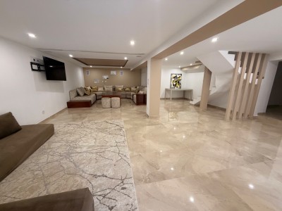 Maison St Etienne, secteur Montplaisir / CHPL A VENDRE - ST ETIENNE Secteur Montplaisir / CHPL - 230 m2 - 320 000 €
